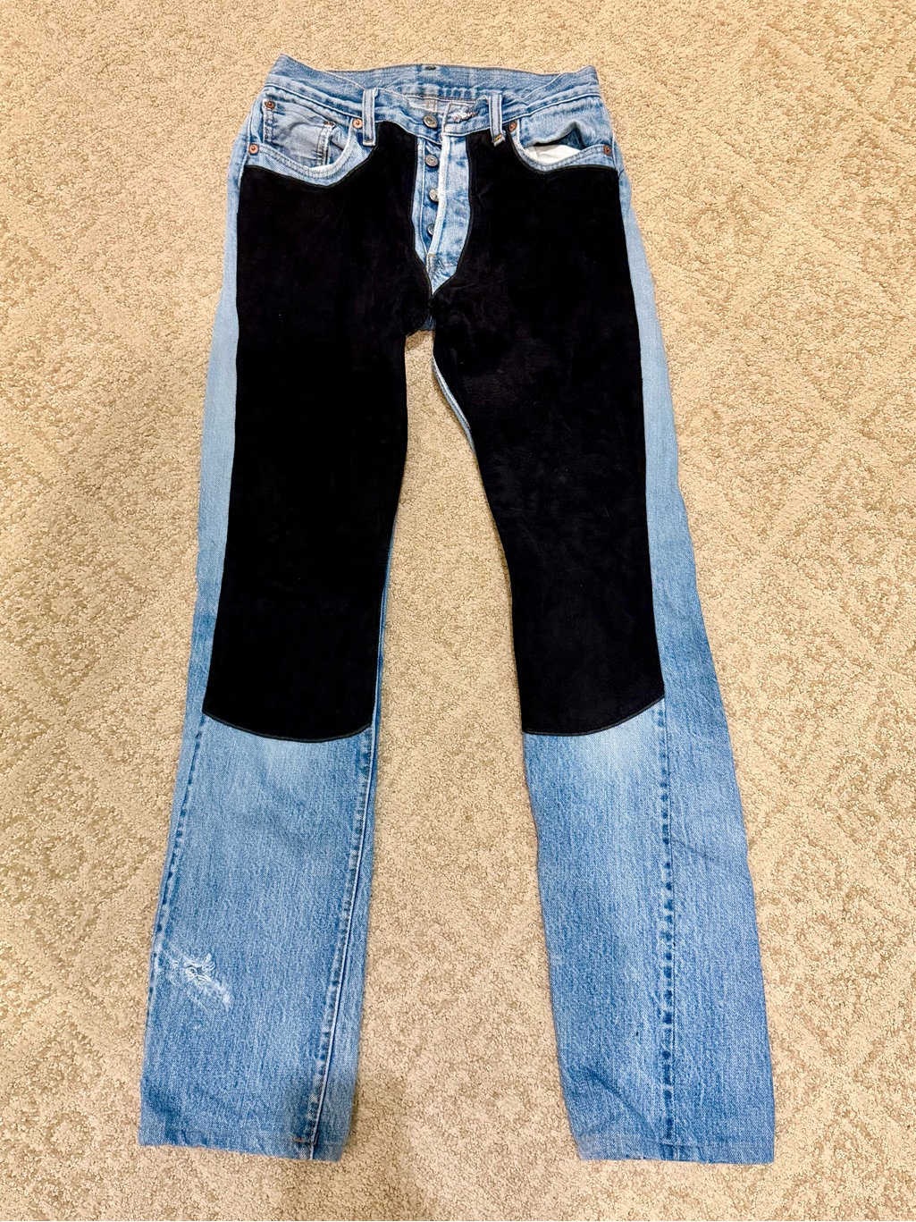 Sexy Two-Tone Denim Levi Jeans With Black Suede Panel